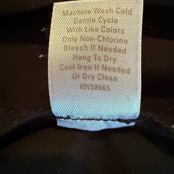 Caslon Black Pants in Size 8 - Picture 5 of 7